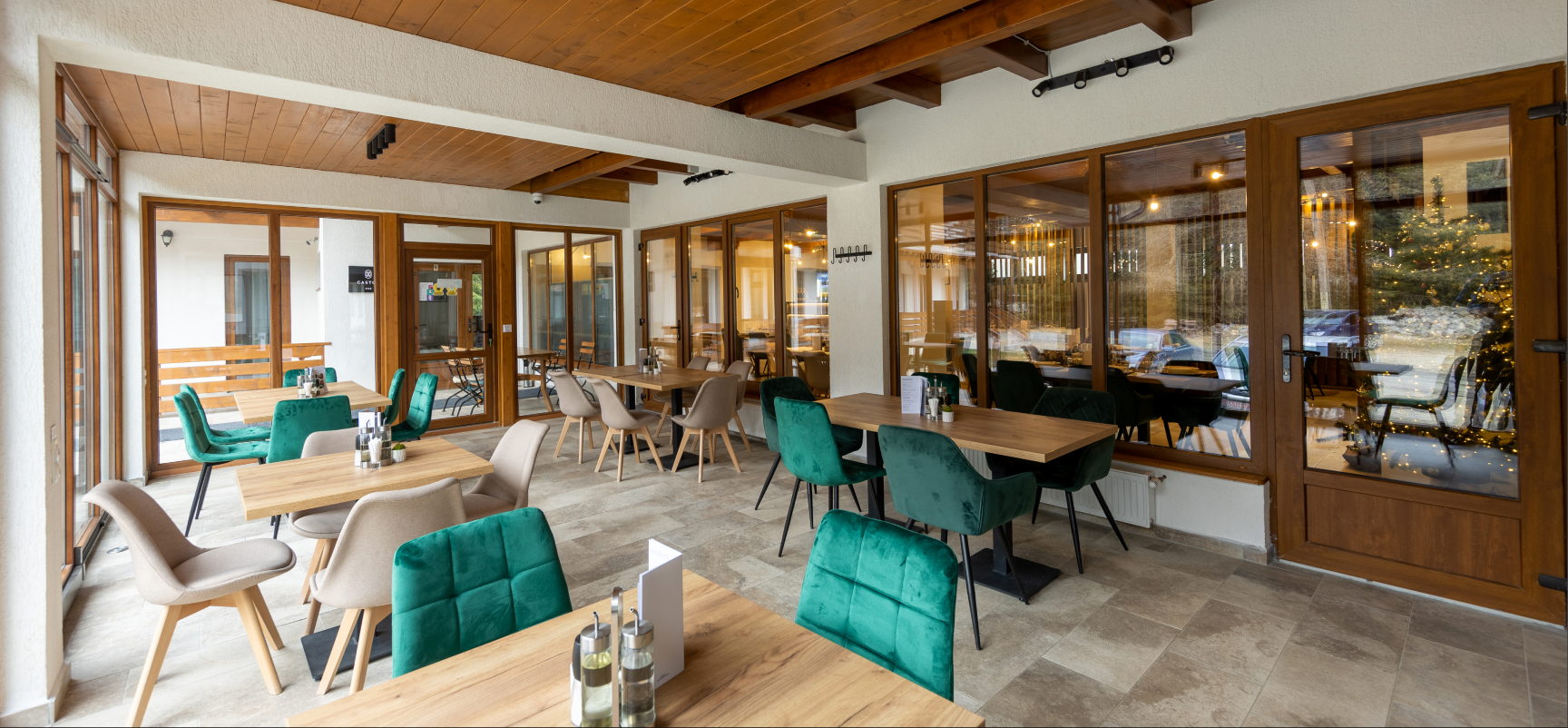 Castor Hotel project cover